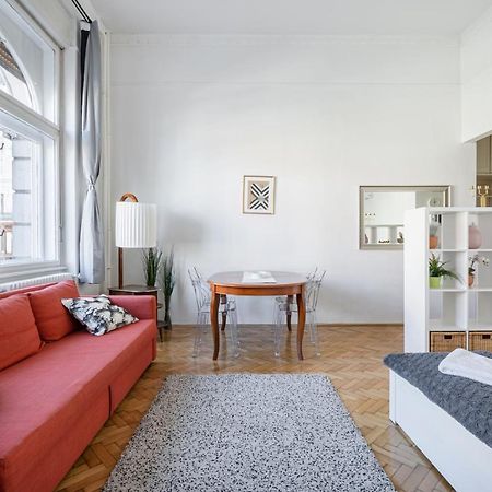 Vulcan Studio Near Danube Budapest Esterno foto